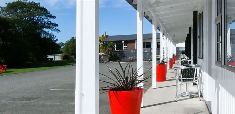 Best Western Colonial Lodge Motel 1