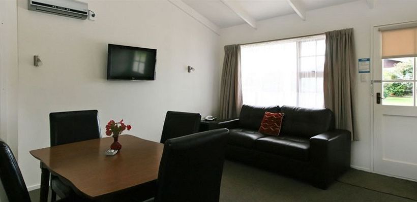 Best Western Colonial Lodge Motel 3