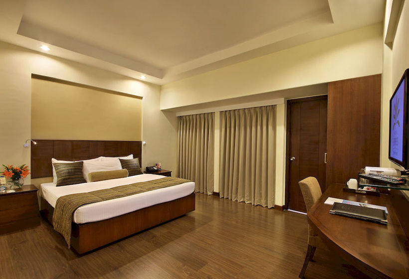 Hotel Express Towers 1