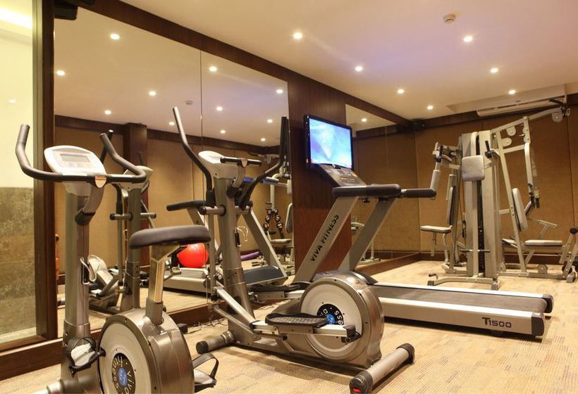 Hotel Express Towers 4