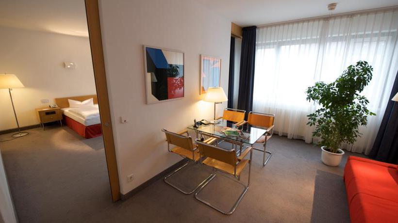 Hotel Holiday Inn Berlin City-West 12