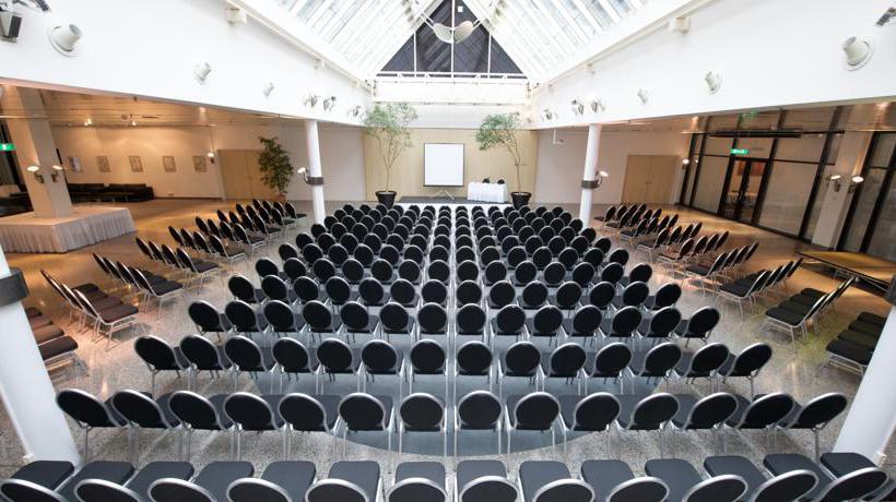 Hotel Holiday Inn Berlin City-West 9