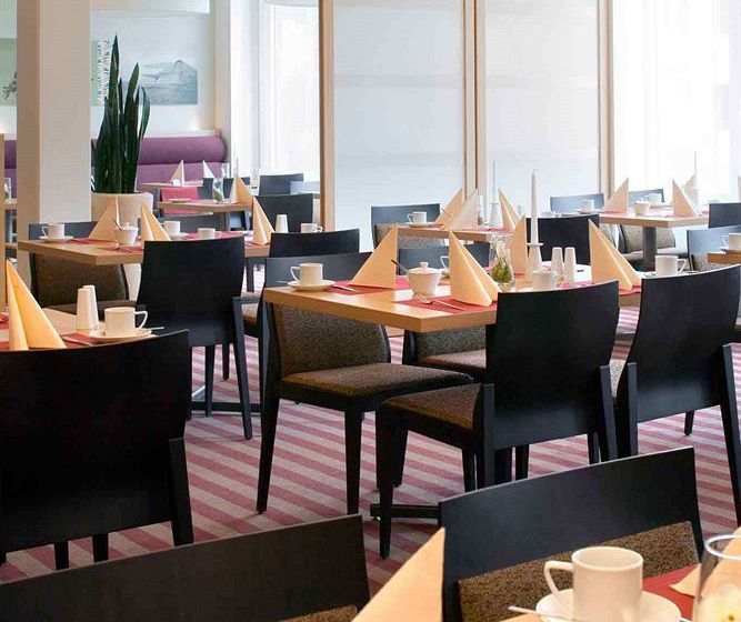Mercure Airport Hotel Berlin Tegel 9