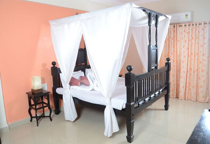 Paradise Village Beach Resort 10