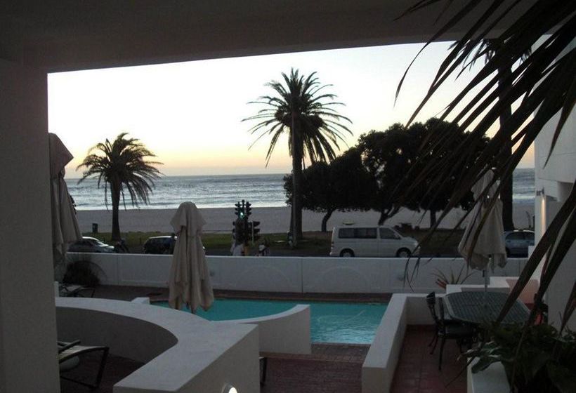 Hotel The Place On The Bay 8