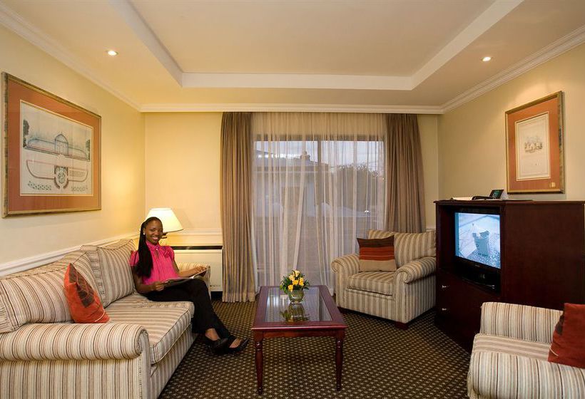 Hotel Courtyard at Rosebank 12