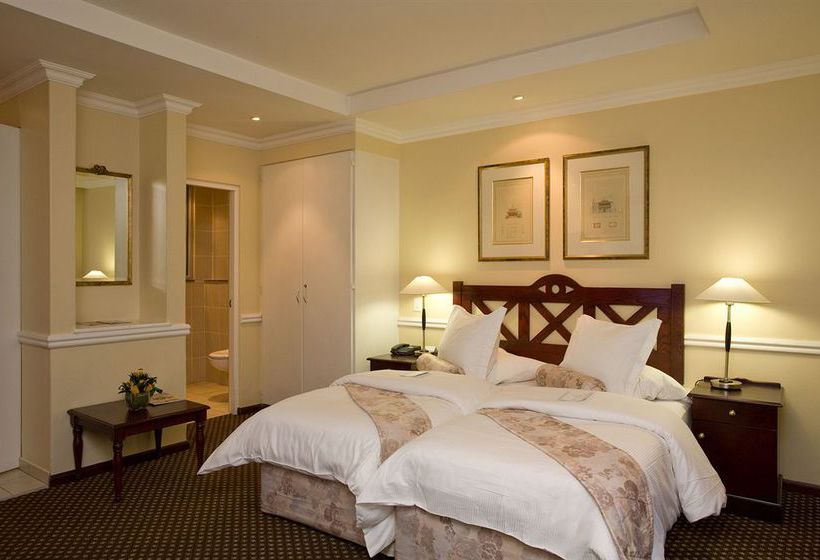 Hotel Courtyard at Rosebank 18