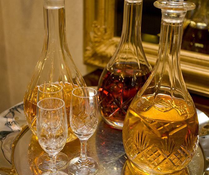 Hotel Courtyard at Rosebank 20