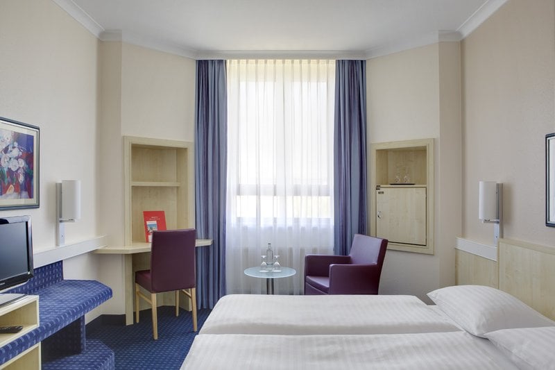 InterCityHotel Augsburg 10