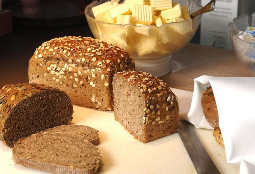 InterCityHotel Augsburg 8