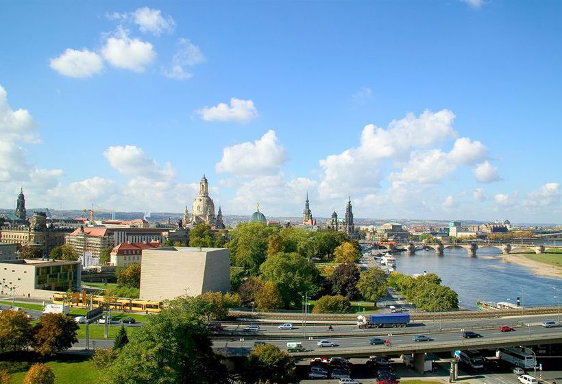 Hotel Am Terrassenufer 1