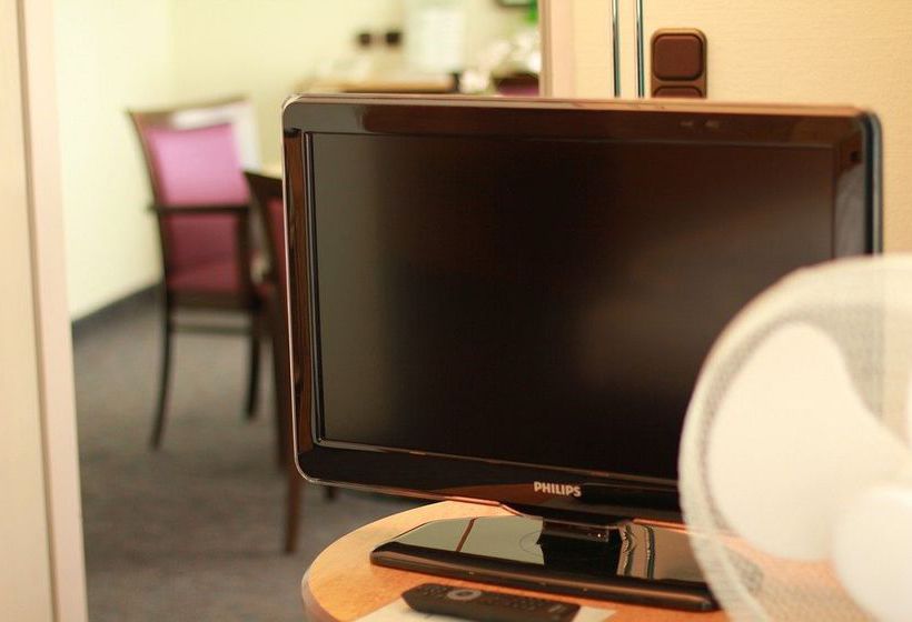 Hotel Am Terrassenufer 6