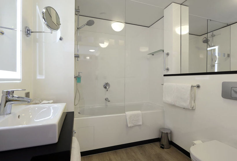 Lindner Hotel Airport 11