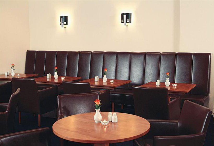 InterCityHotel Freiburg 14