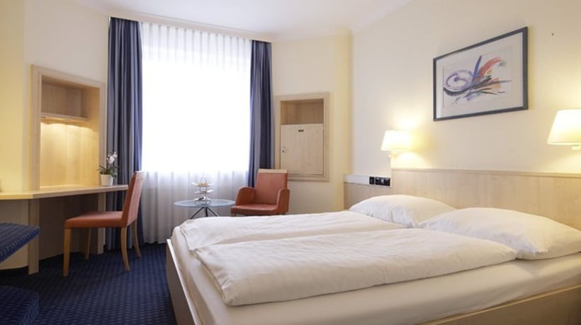 InterCityHotel Freiburg 17