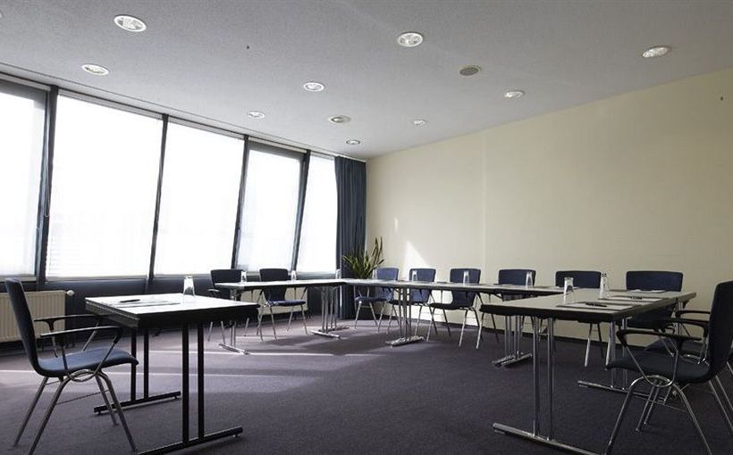 InterCityHotel Freiburg 2