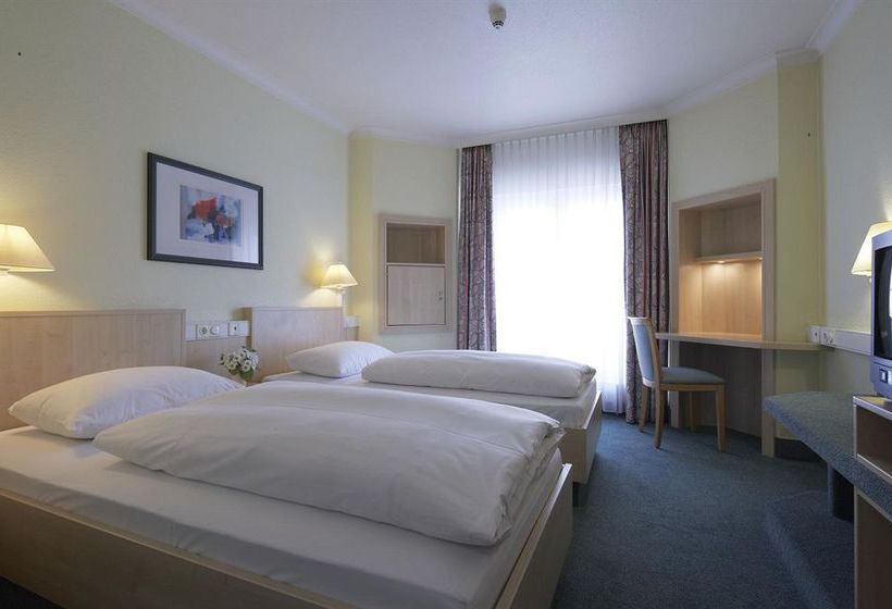 Intercityhotel Altona Hamburgo