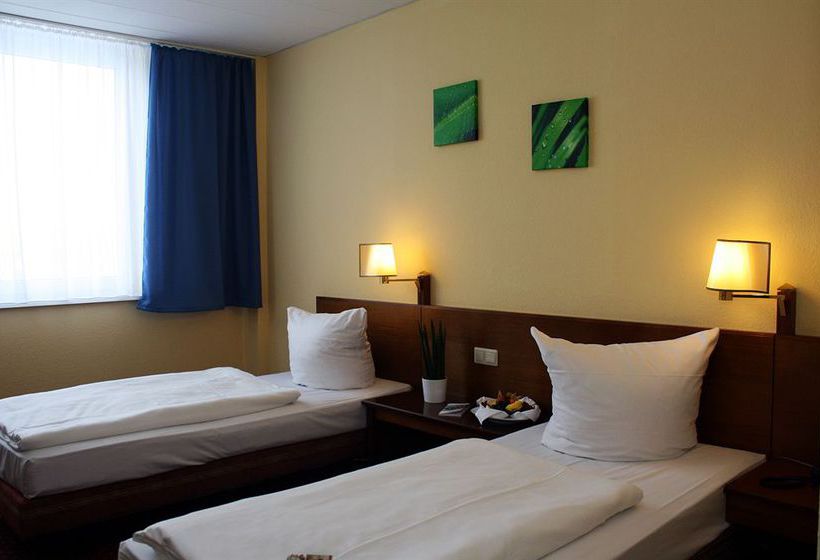 Quality Hotel Dresden West 14