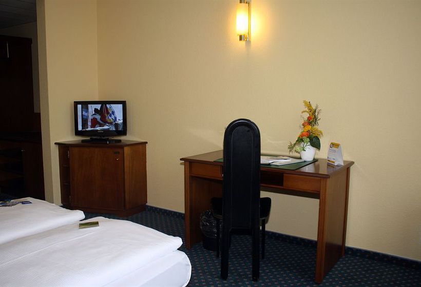 Quality Hotel Dresden West 18