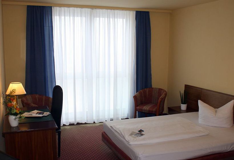 Quality Hotel Dresden West 6