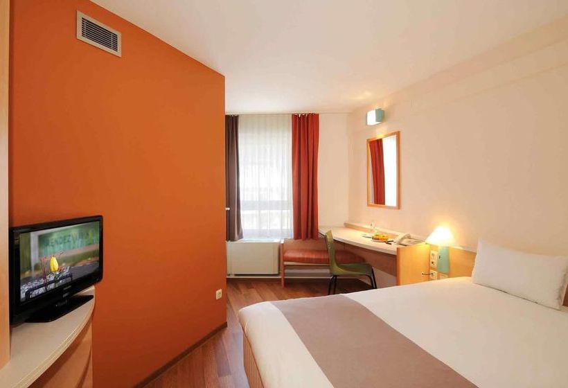 Hotel Ibis Aachen Normaluhr 10