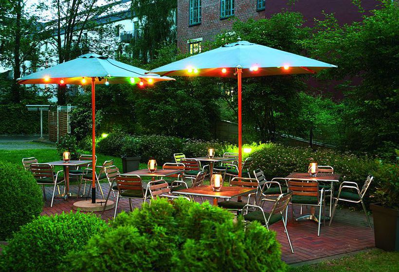 Hotel NH Hamburg City 4