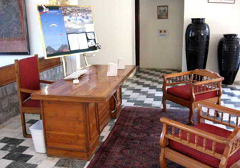 Hotel Snowcrests Manor 1