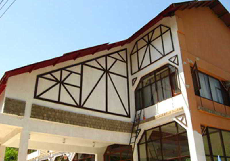 Hotel Snowcrests Manor 3