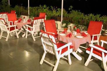 Hotel Shiva Continental 1