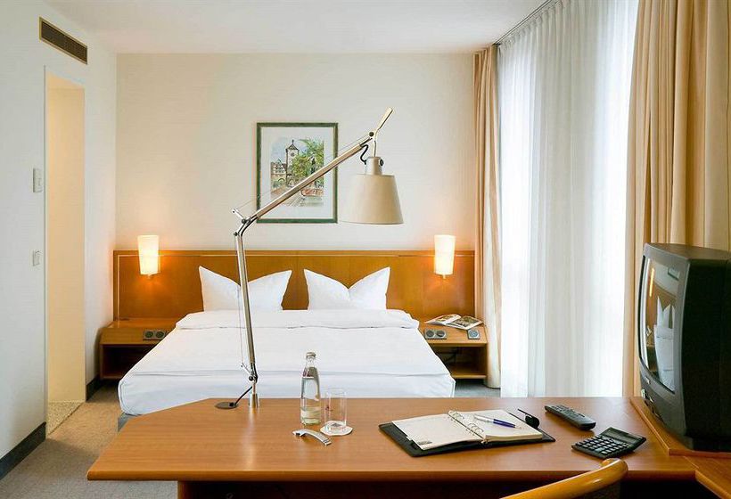 Novotel Freiburg am Konzerthaus 12