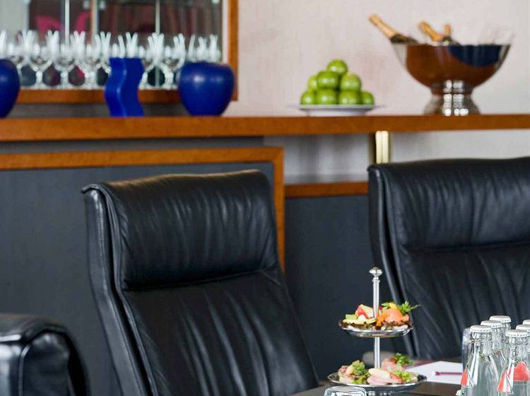 Mercure Hotel Leipzig Am Johannisplatz 3