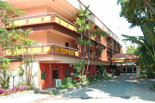 Basaya Beach Hotel & Resort 14