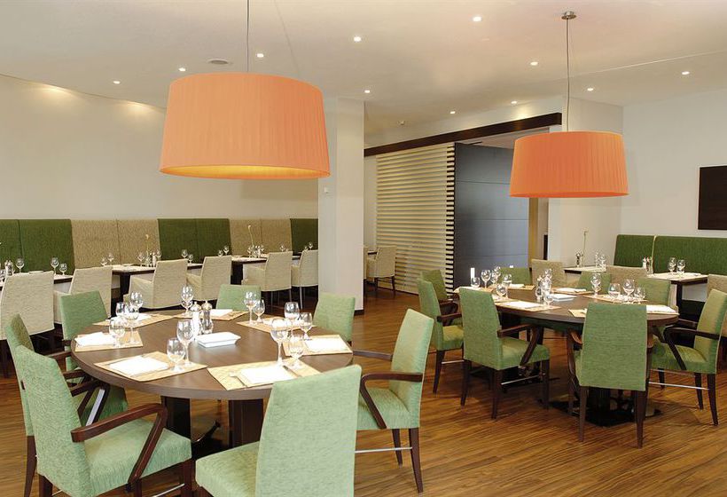 Hotel NH Frankfurt Airport West 14