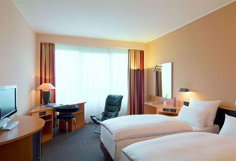 Hotel NH Düsseldorf City 17