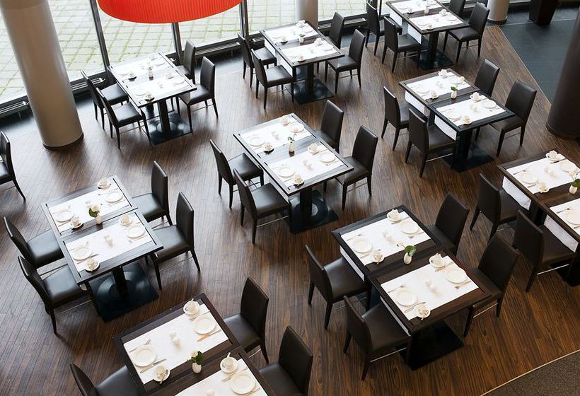 Hotel NH Düsseldorf City 4