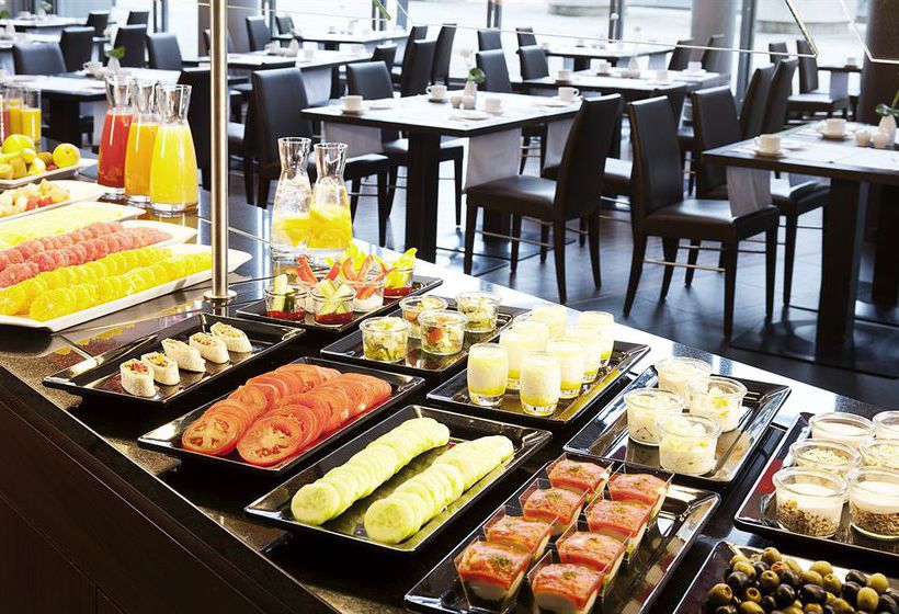 Hotel NH Düsseldorf City 7