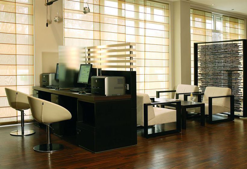 Hotel NH Berlin Potsdam Conference Center 2