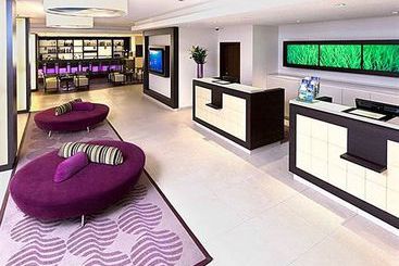 Hotel Courtyard Wiesbaden-Nordenstadt 18