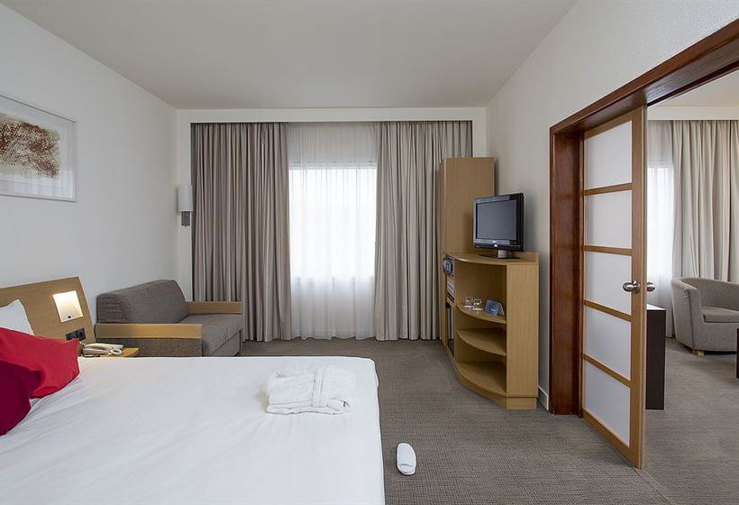 Novotel Moscow Sheremetyevo Airport 10