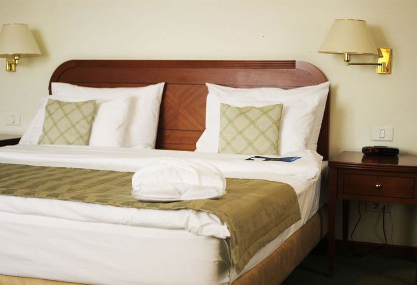 Radisson Slavyanskaya Hotel & Business Center 16