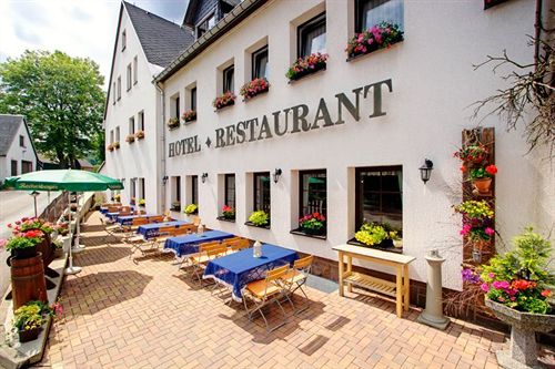 Flair- & Berghotel Talblick 12