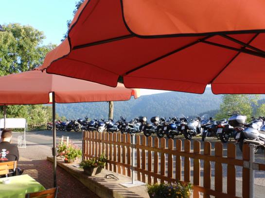 Flair- & Berghotel Talblick 3