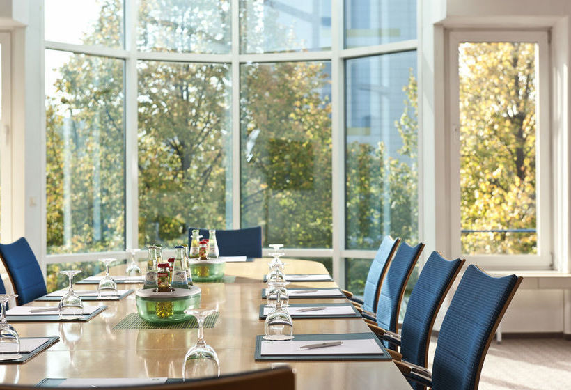 Hotel Holiday Inn Berlin City East-Landsberger 16