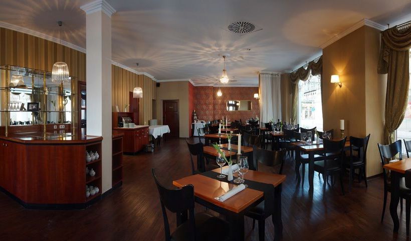 Akzent Hotel Am Goldenen Strauss 5