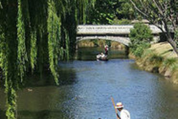 Hotel Camelot on the Square 18