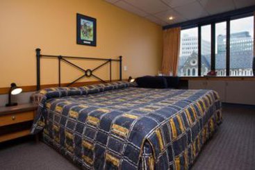 Hotel Camelot on the Square 5