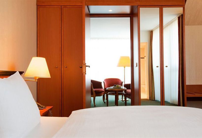 Steigenberger Hotel Thüringer Hof 13