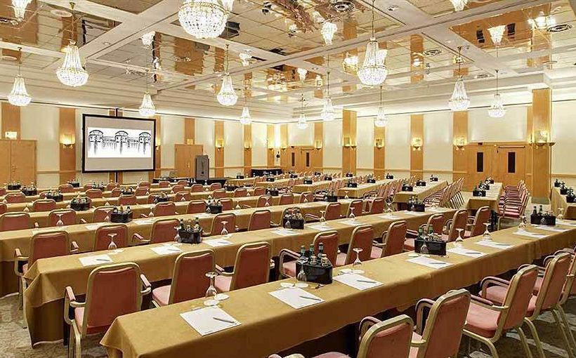 Radisson Blu Senator Hotel Lübeck 12