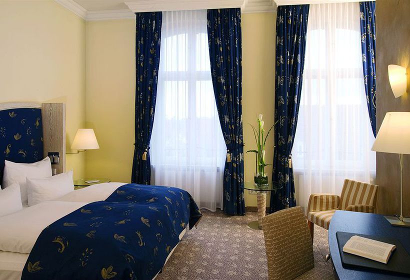 Hotel NH Voltaire Postdam 15