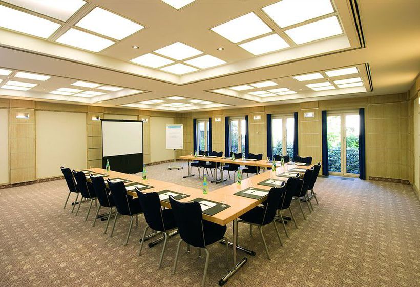 Hotel NH Voltaire Postdam 16